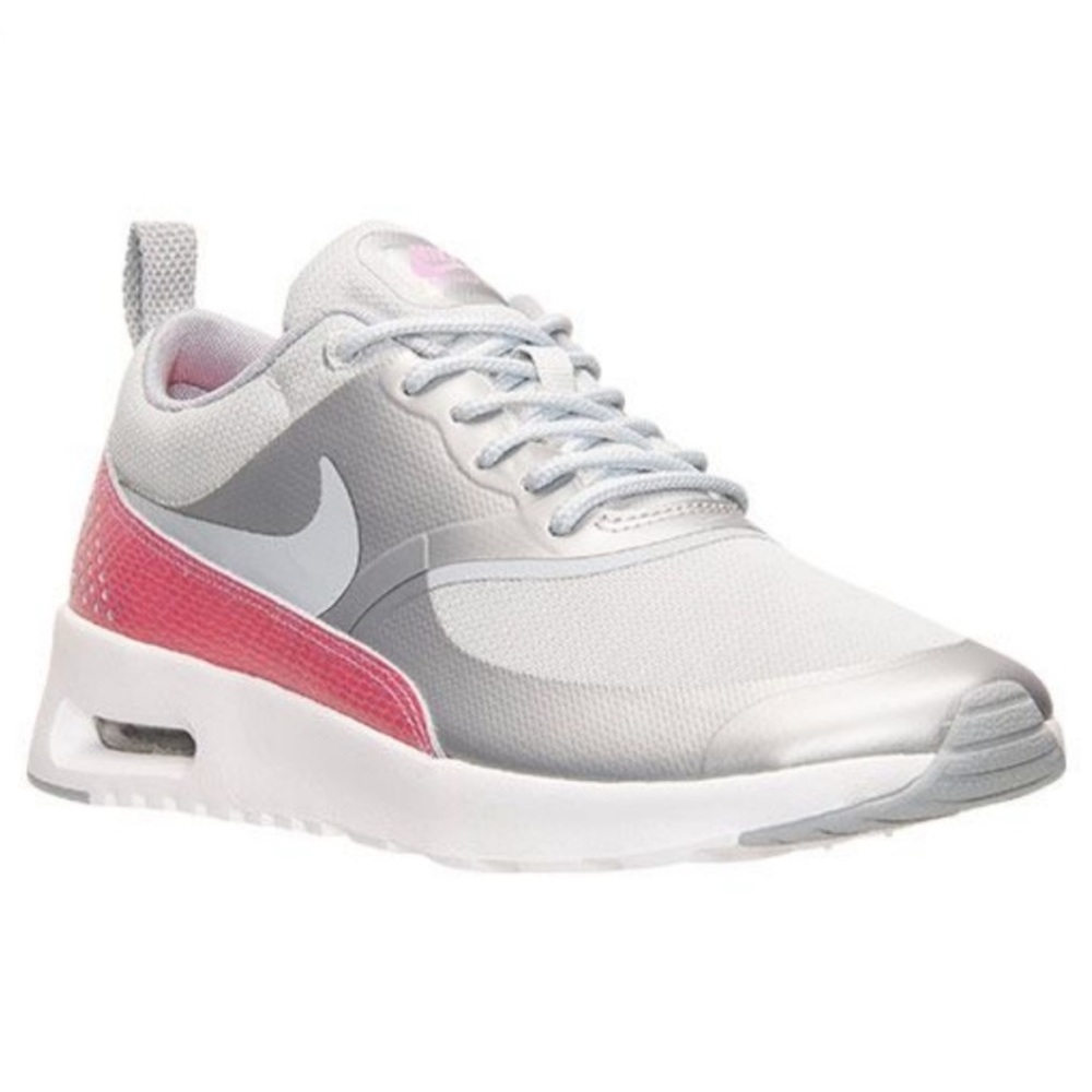 NIKE Air Max Thea Silver - Size 8.5